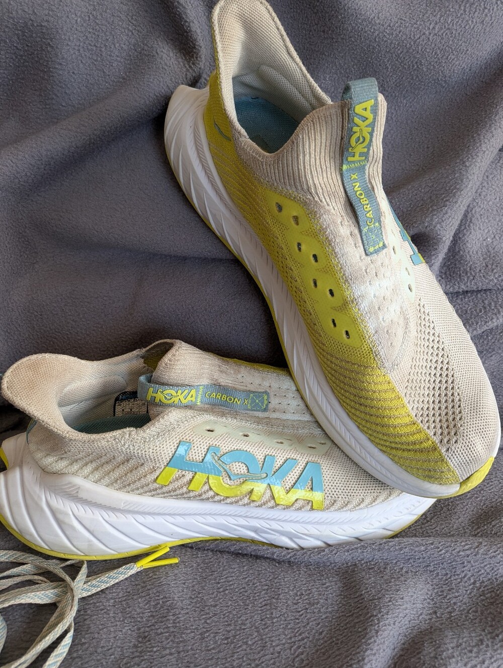 Hoka Carbon X3 Women's Bright Yellow/White Sz 9B